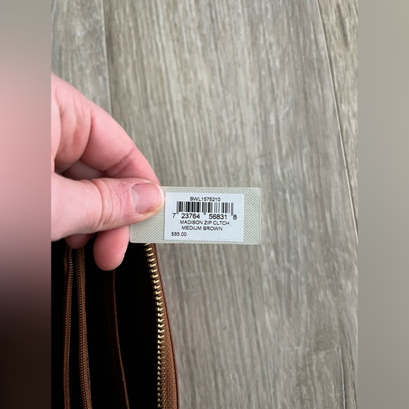 NWT Fossil Madison Zip Clutch Medium Brown - Picture 8 of 8